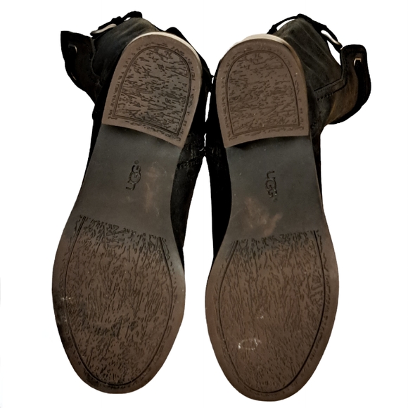 UGG Darcie Riding Boot - Picture 13 of 14